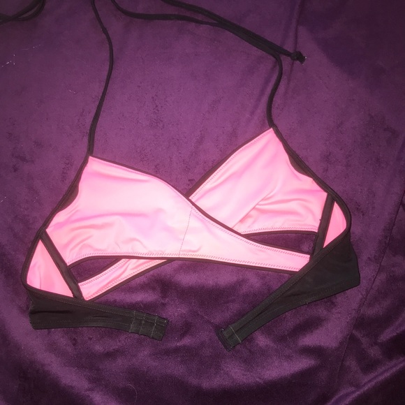 bikini top - Picture 2 of 2